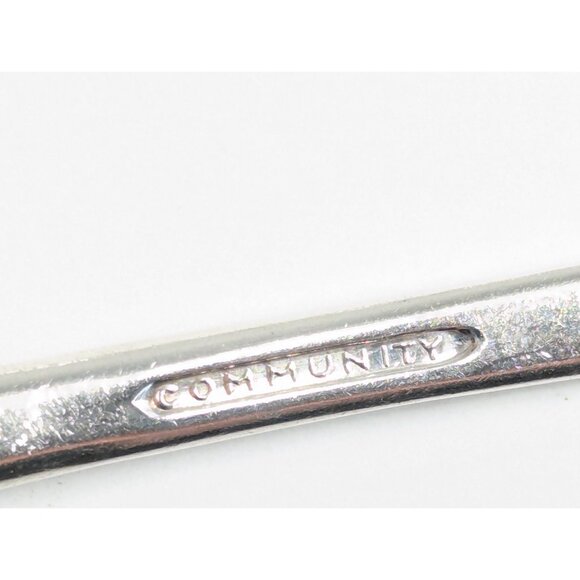 Art Deco Silver Plated Flatware Set - Lady Hamilton Oneida, 55-Piece + box - Picture 9 of 10